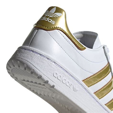 sneekers adidas weiss mit gold|adidas white shoes.